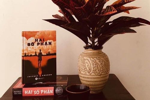 Khi số phận thăng trầm cùng thời đại