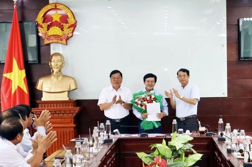 Luân chuyển, điều động, bổ nhiệm nhân sự mới ở 4 tỉnh