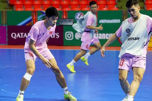 Đội tuyển futsal Việt Nam chỉ có 45 phút làm quen nhà thi đấu chính tại giải châu Á