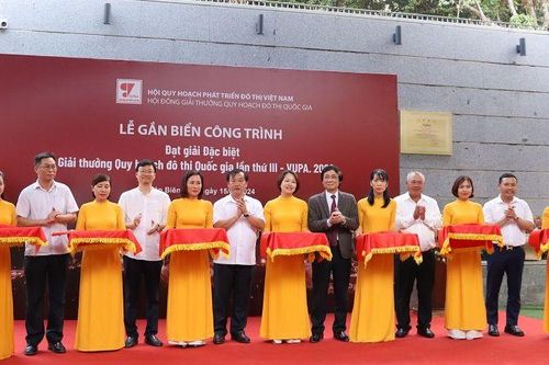 Công trình Đền thờ liệt sĩ Chiến trường Điện Biên Phủ đoạt giải thưởng Quy hoạch đô thị quốc gia