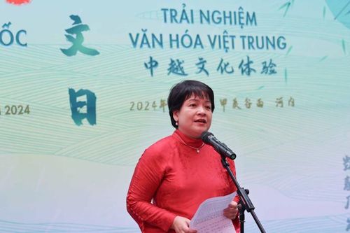 Học sinh Hà Nội tìm hiểu và trải nghiệm 'Ngày tiếng Trung quốc tế' năm 2024