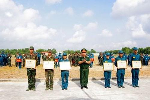Lực lượng vũ trang tỉnh Long An: Bế mạc Hội thao bắn súng quân dụng năm 2024