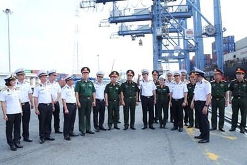 Đoàn công tác Bộ Tổng Tham mưu QĐND Việt Nam thăm, làm việc tại Tổng công ty Tân Cảng Sài Gòn