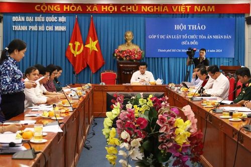 Cần cho tòa quyền hủy bỏ văn bản dưới luật trái pháp luật