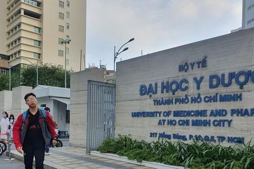 Trường Đại học Y Dược TPHCM tiếp tục tăng học phí