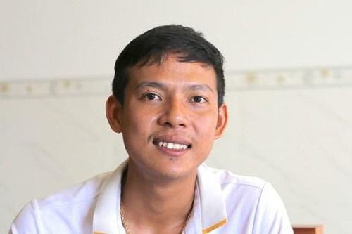 Lật thúng câu mực, chàng trai bơi suốt 38 giờ trên biển
