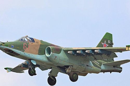 Video cường kích Su-25 Nga nã tên lửa vào vị trí quân Ukraine