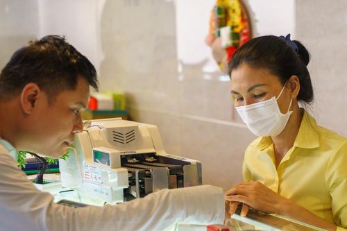 Giá vàng lên đỉnh cao, bất ngờ lợi nhuận của 'ông lớn' kinh doanh vàng