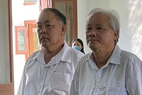 Cựu chủ tịch tỉnh Phú Yên bị tuyên phạt 3 năm tù treo