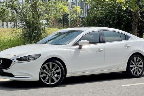 Với 600 triệu ngang giá xe VinFast Lux A2.0, có 4 mẫu xe cũ đáng mua