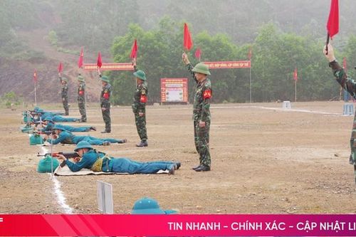 Lực lượng dân quân tự vệ Hà Tĩnh hăng say huấn luyện