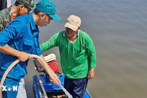 Cà Mau công bố tình huống khẩn cấp về hạn hán ở huyện Trần Văn Thời và U Minh