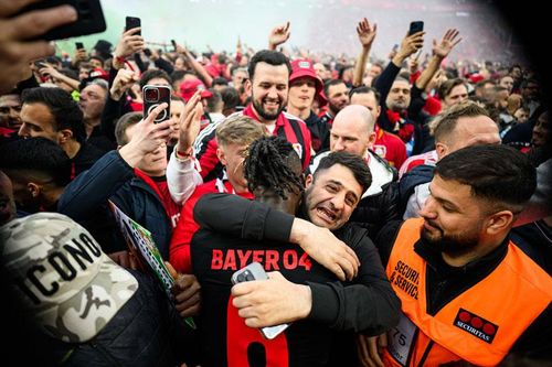 Leverkusen lần đầu tiên vô địch Bundesliga sau 119 năm