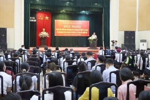 Hướng dẫn trình tự, thủ tục, hồ sơ xét tặng danh hiệu 'gia đình văn hóa', 'thôn, tổ dân phố văn hóa', 'xã, phường, thị trấn tiêu biểu'