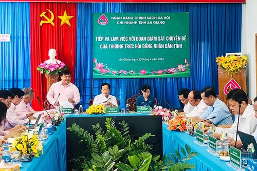 Nhiều vướng mắc trong cho vay chương trình nhà ở vùng ngập lũ