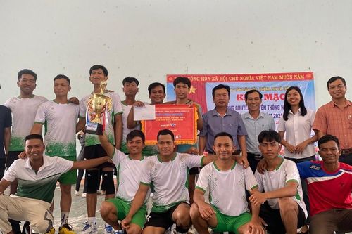 Xã Ia Mrơn đạt vô địch giải bóng chuyền truyền thống huyện Ia Pa