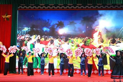 Tỉnh Lào Cai phát động 'Tuần lễ trang phục truyền thống các dân tộc'