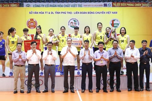 Bế mạc Giải Bóng chuyền các đội mạnh Cúp Hùng Vương năm 2024