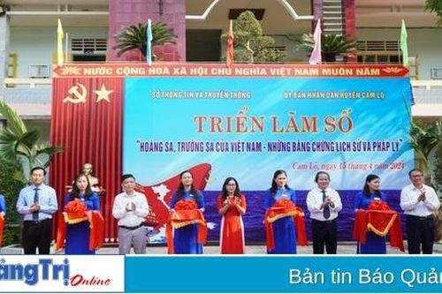 Nhiều tư liệu được trưng bày tại Triển lãm số 'Hoàng Sa, Trường Sa của Việt Nam - Những bằng chứng lịch sử và pháp lý'
