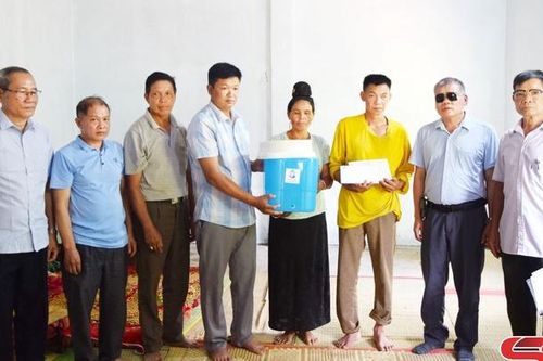 Tiếp thêm nghị lực cho người khuyết tật, trẻ mồ côi