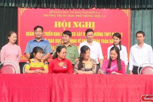 Xây dựng Trường THPT Mộc Lỵ điển hình về phong trào 'Toàn dân bảo vệ an ninh Tổ quốc'
