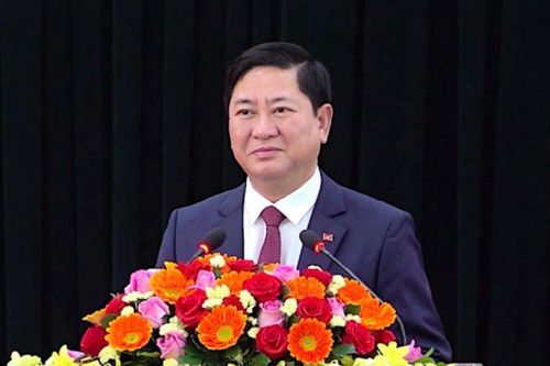 Hướng đến trung tâm năng lượng tái tạo, năng lượng sạch