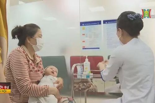 Triển khai tiêm miễn phí vaccine tiêu chảy cho trẻ