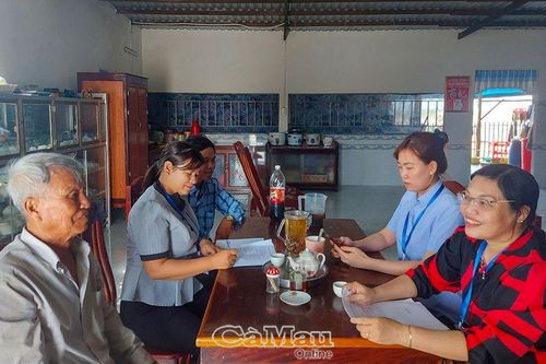 Ðiều tra dân số và nhà ở giữa kỳ