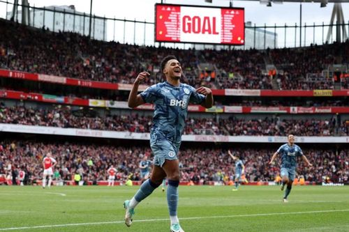 Arsenal thua Aston Villa trên sân Emirates