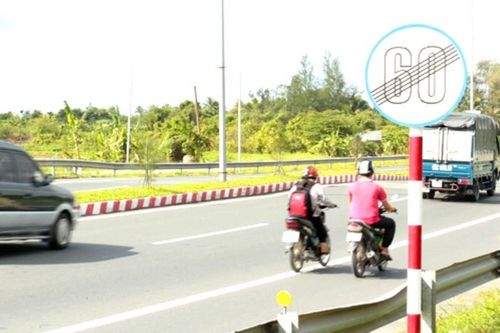 Biển báo hết hạn chế tốc độ tối đa