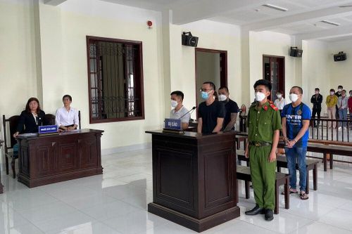 Bị kết án tù khi đang tại ngoại, sau bao nhiêu ngày phải có mặt để thi hành án?