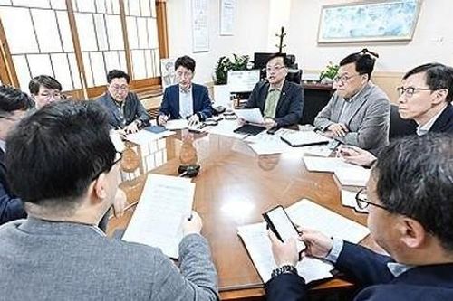 Hàn Quốc gia hạn cắt giảm thuế nhiên liệu đến tháng 6-2024