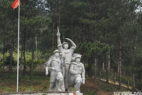 Xúc động, bồi hồi thăm Ngã ba Cò Nòi: Vẹn nguyên ký ức về những TNXP trong Chiến dịch Điện Biên Phủ