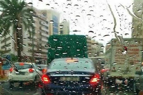 Nắng nóng kéo dài, nhiều quốc gia làm mưa nhân tạo, việc này thực hiện thế nào?