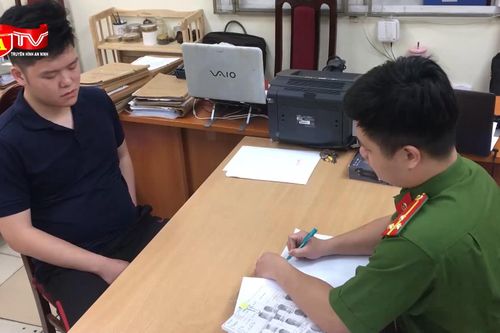 Hi hữu: Say rượu, cướp taxi vì cho rằng lái xe đi sai đường