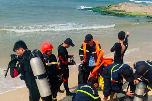 Đã tìm thấy thi thể học sinh bị đuối nước khi tắm tại bãi biển Mỹ Thủy