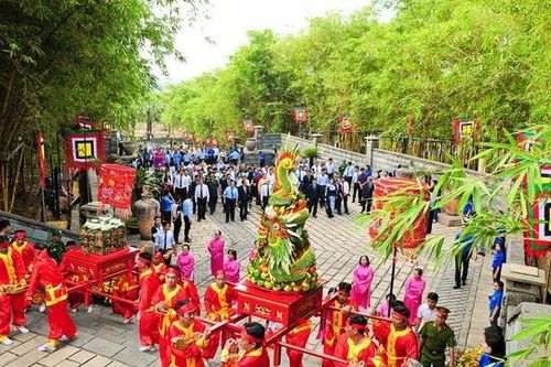 Cách sắm lễ Ngày Giỗ Tổ Hùng Vương 10/3 âm lịch năm 2024