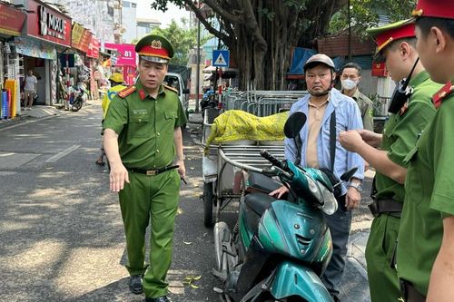 Cầu Giấy ra quân xử lý xe tự chế vi phạm luật giao thông