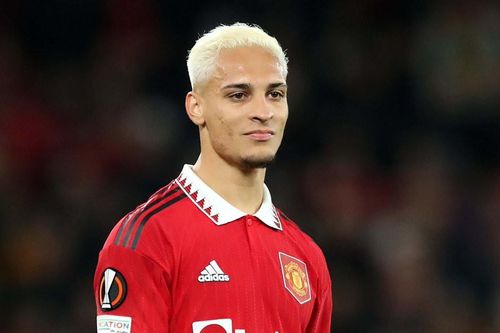 Tin chuyển nhượng 16/4: MU bán ngôi sao 100 triệu euro, Alonso có thể dẫn dắt Real Madrid