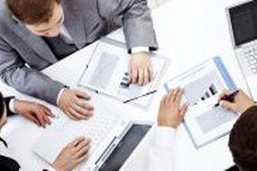 Quy chế quản trị nội bộ và quản lý nội bộ khác nhau thế nào?