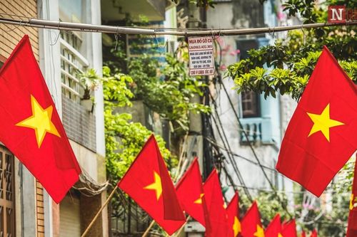 Cách tính lương, thưởng khi đi làm ngày nghỉ lễ 30/4 - 1/5