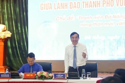 Chủ tịch Đà Nẵng đối thoại với thanh niên