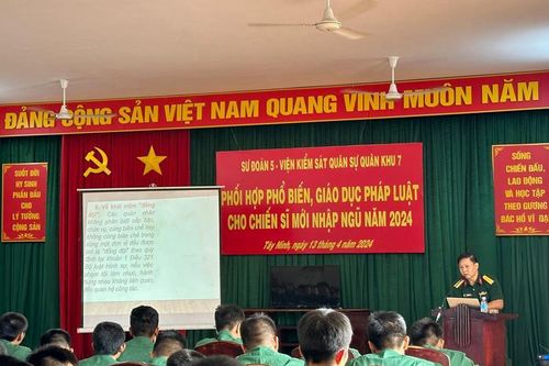 VKSQS Quân khu 7 phối hợp, đẩy mạnh phổ biến giáo dục pháp luật