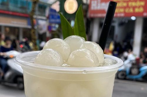 Nước long nhãn Thái Lan - 'cơn sốt' giải nhiệt mới thu hút giới trẻ Hà Nội