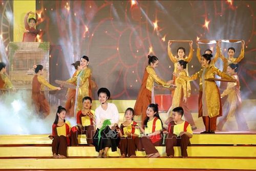 Khai mạc Lễ hội Đền Thánh Nguyễn năm 2024