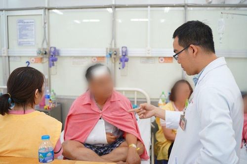 Tình hình sức khỏe của 15 nạn nhân vụ tai nạn ở tỉnh Kon Tum