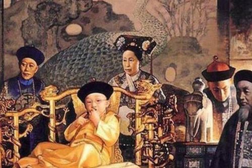 'Vết tích' để lại trên tranh chân dung của 12 Hoàng đế nhà Thanh, chỉ nhìn vào cũng thấy được dấu hiệu từ hưng thịnh đến suy tàn của 1 triều đại