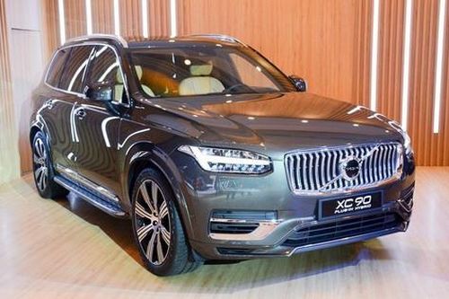 Top 10 xe SUV hạng sang cỡ trung tốt nhất thế giới