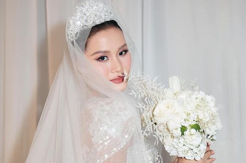 Thêm 1 Á hậu đình đám Vbiz sắp có 'tin vui'?