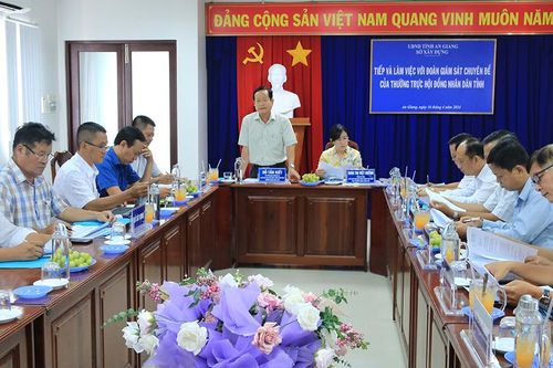 Cần tháo gỡ nhiều vướng mắc trong cụm, tuyến dân cư vượt lũ